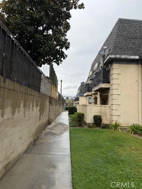 149 W 6th Street, San Bernardino, California 92401 home-pic-7