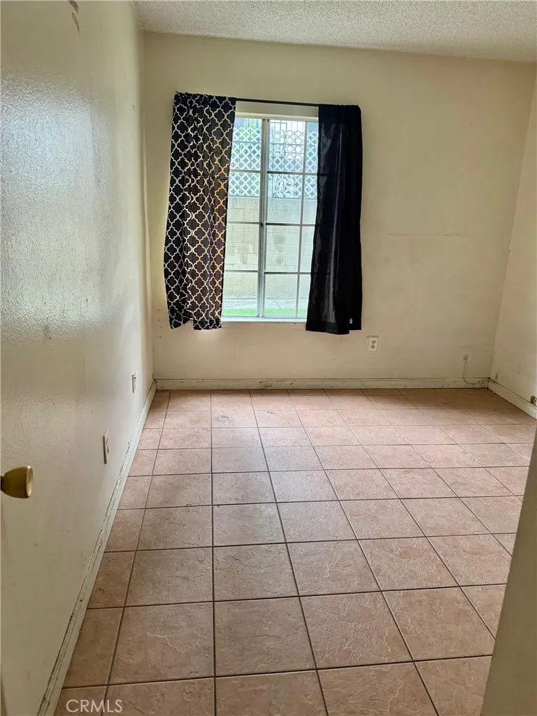 149 W 6th Street, San Bernardino, California 92401 home-pic-15