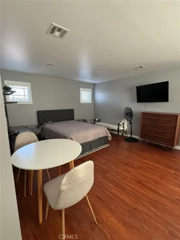 11428 178th, Artesia, California 90701