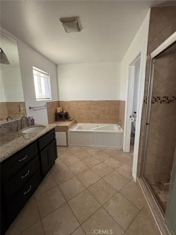 11428 178th, Artesia, California 90701