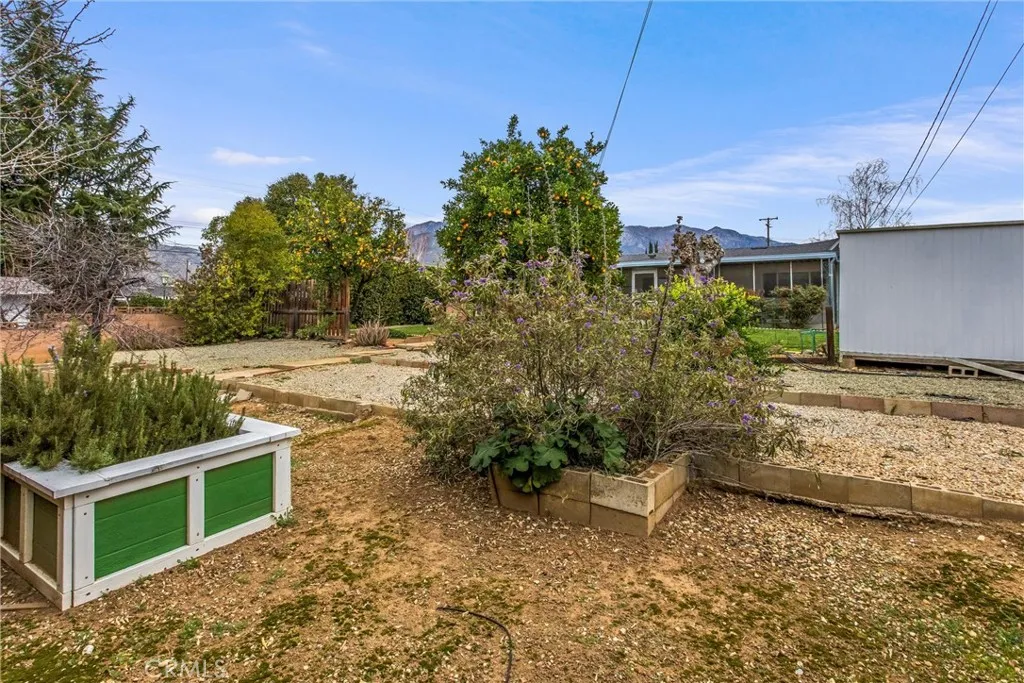 11616 Madison, Yucaipa, California 92399 home-pic-26