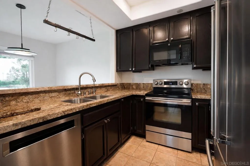12122 Royal Birkdale Row  home-pic-19