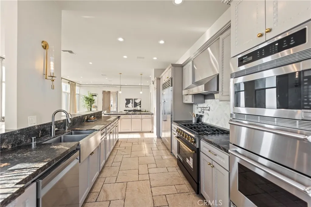 800 W 1st 3203, Los Angeles, California 90012 home-pic-15