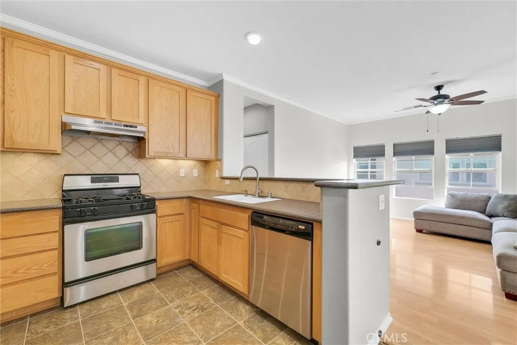36365 Grazia, Winchester, California 92596 home-pic-17
