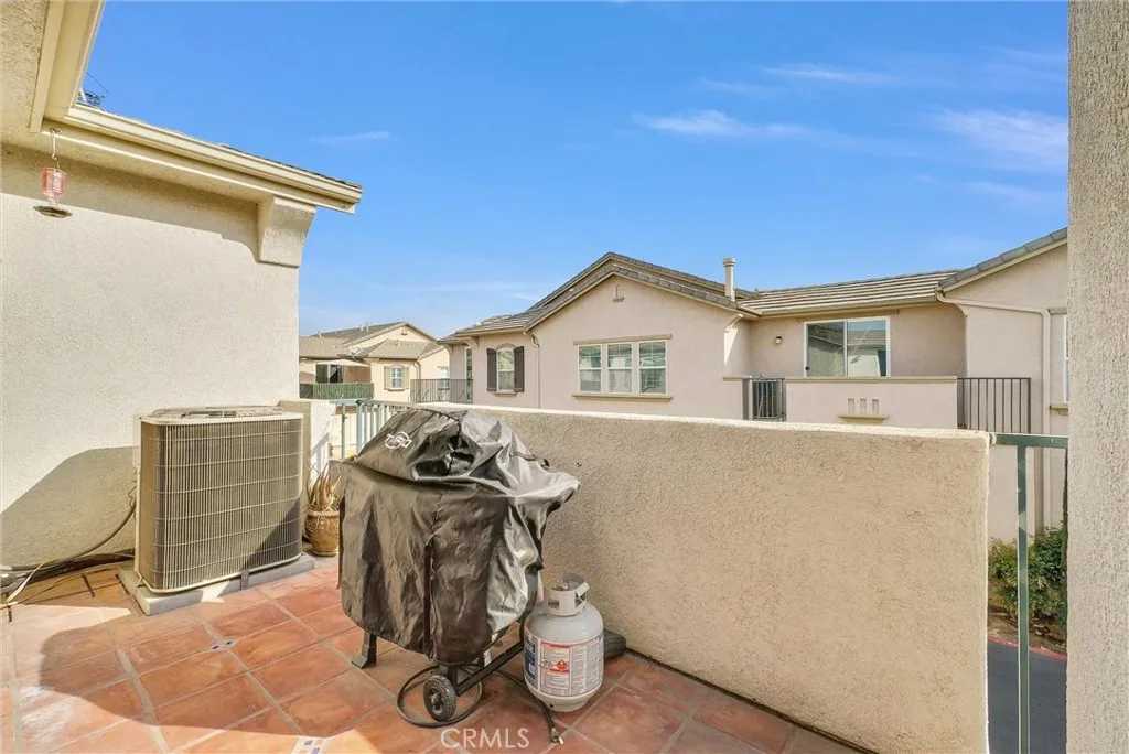 36365 Grazia, Winchester, California 92596 home-pic-10