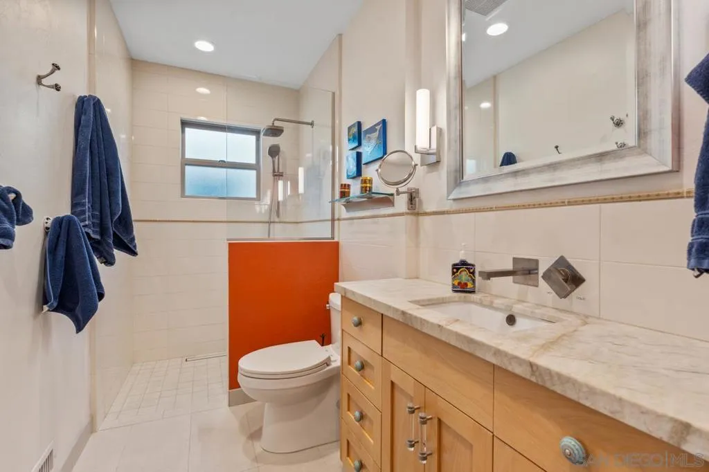 4321 Valle Vista, San Diego, California 92103 home-pic-37