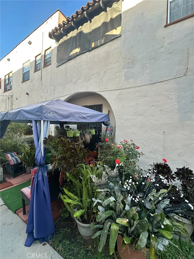 4291 Garthwaite, Los Angeles, California 90008 home-pic-38