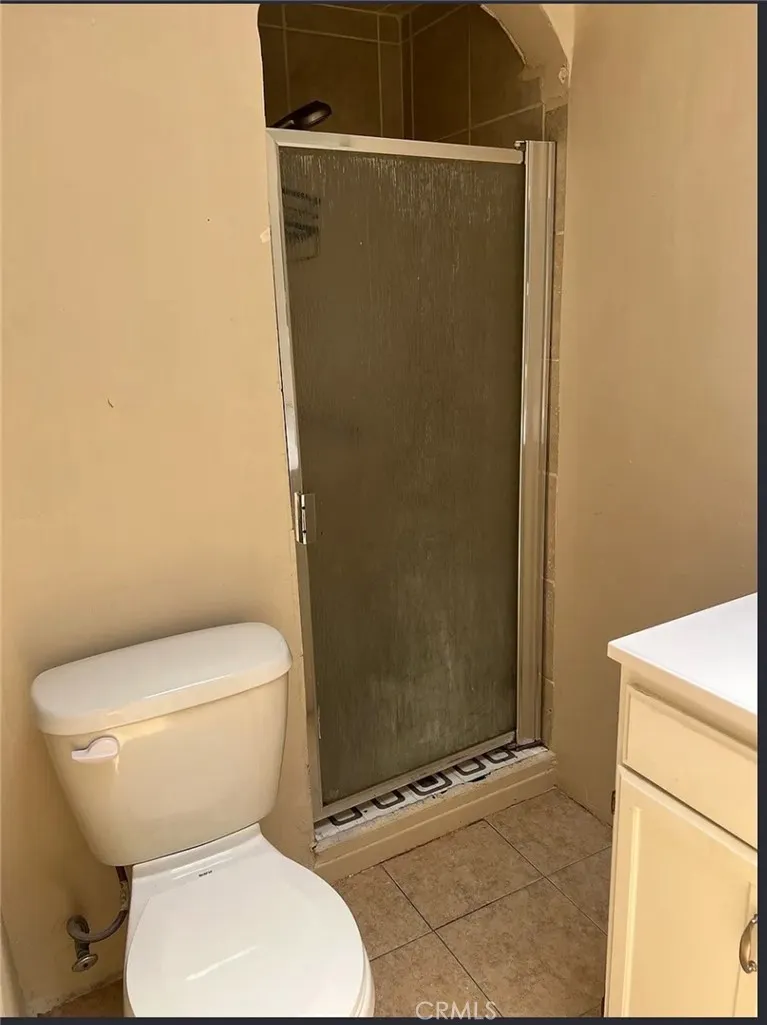 4291 Garthwaite, Los Angeles, California 90008 home-pic-25