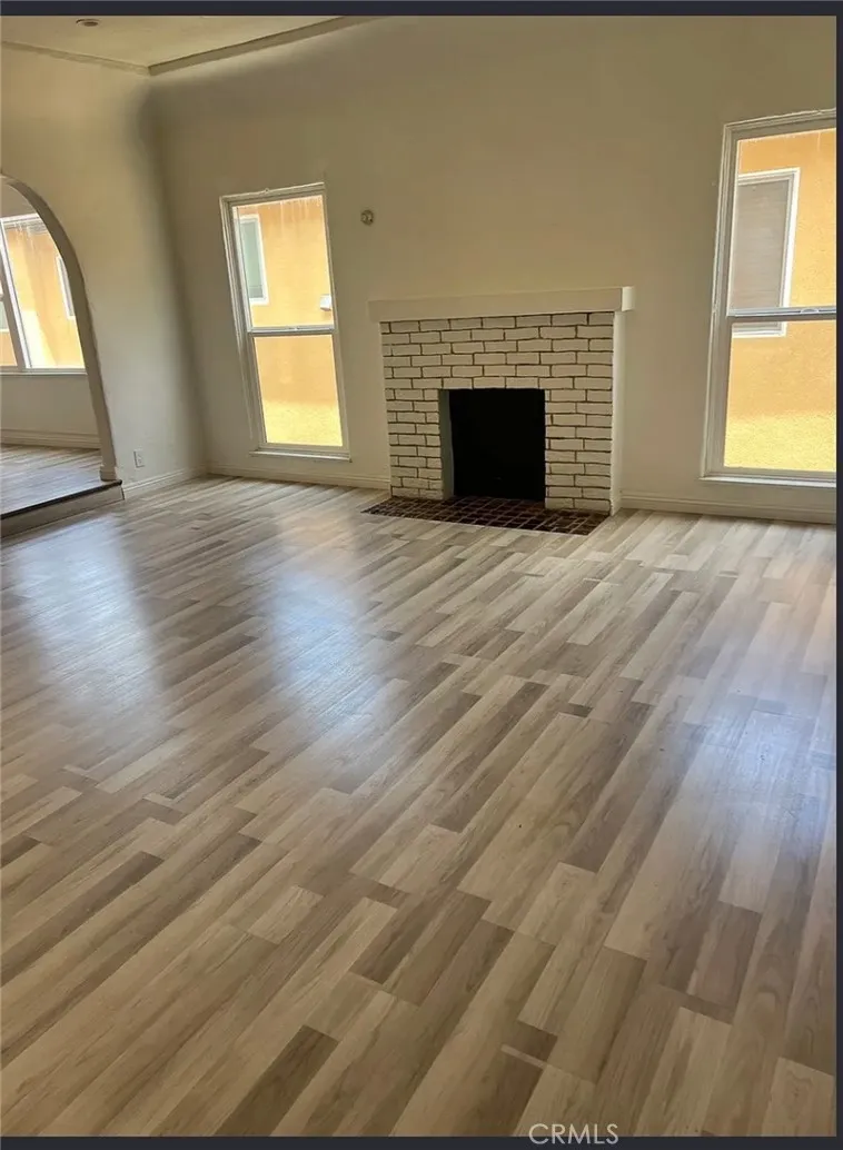 4291 Garthwaite, Los Angeles, California 90008 home-pic-17