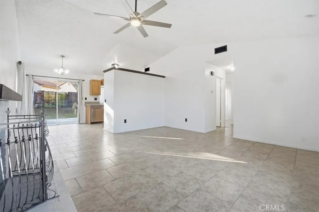 4868 N Varsity, San Bernardino, California 92407 home-pic-4