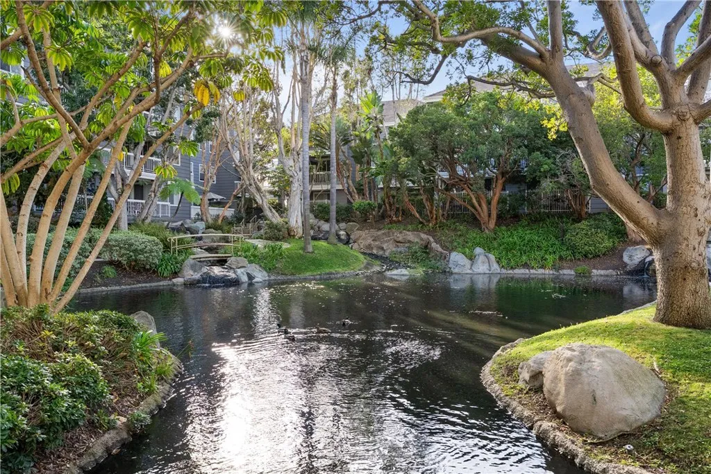 20371 Bluffside Circle B105, Huntington Beach, California 92646 home-pic-9