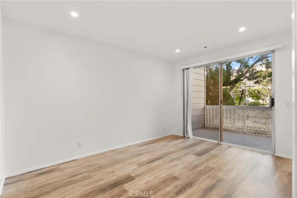 20371 Bluffside Circle B105, Huntington Beach, California 92646 home-pic-24