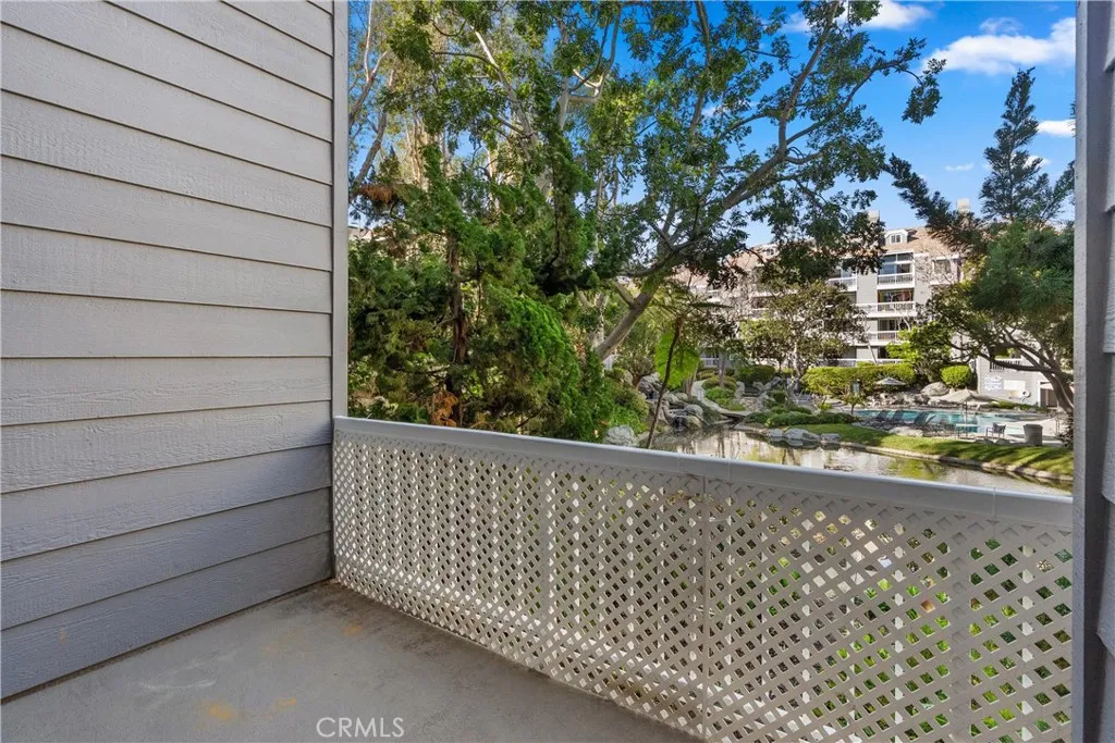 20371 Bluffside Circle B105, Huntington Beach, California 92646 home-pic-26