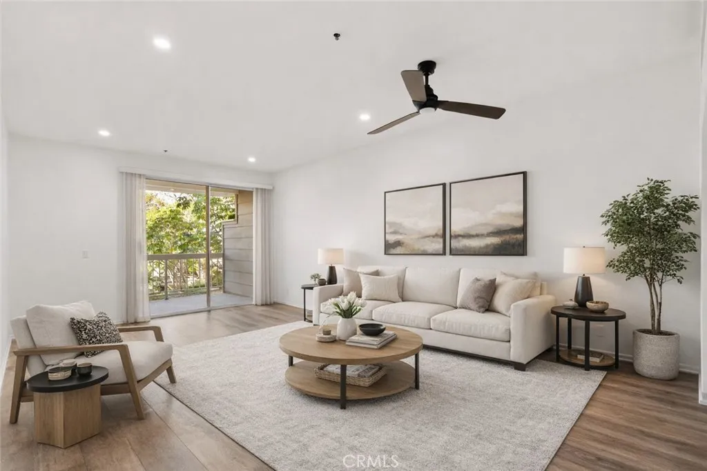 20371 Bluffside Circle B105, Huntington Beach, California 92646 home-pic-1