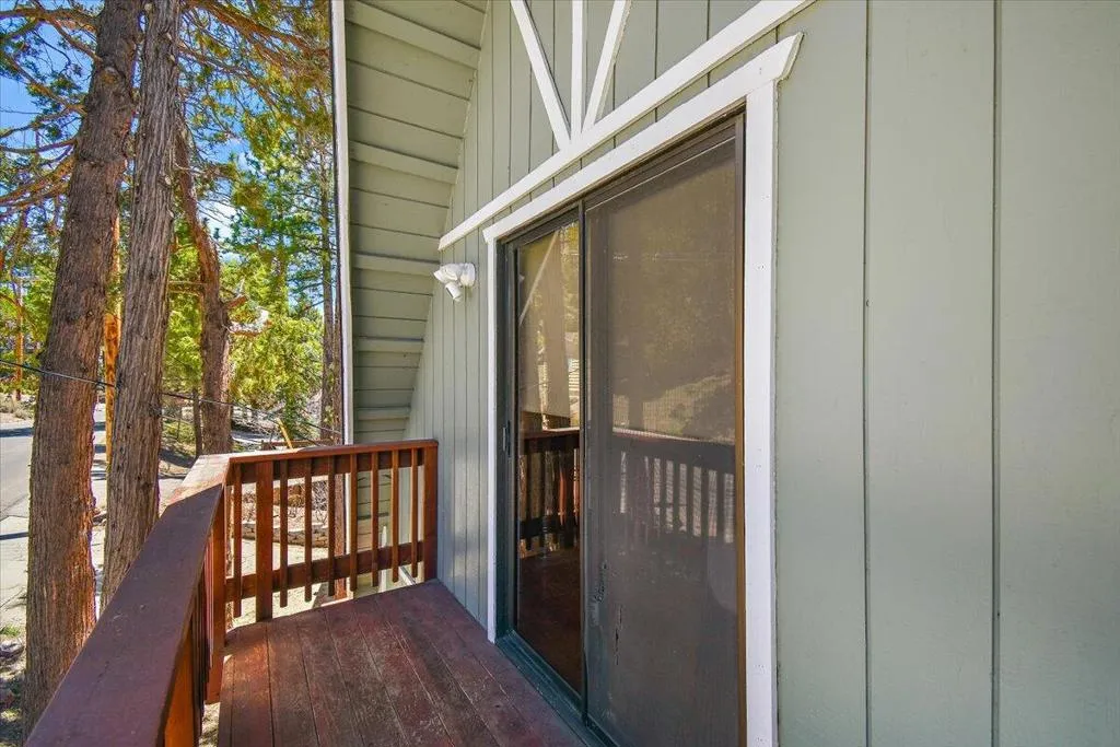 524 Catalina Road, Big Bear, California 92315 home-pic-24