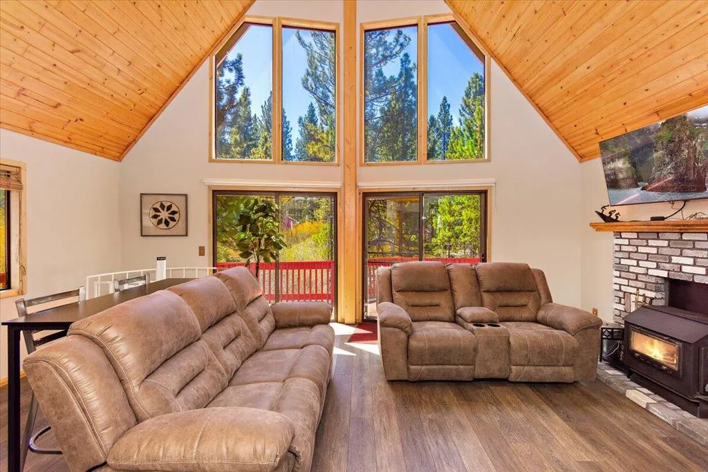 524 Catalina Road, Big Bear, California 92315 home-pic-9