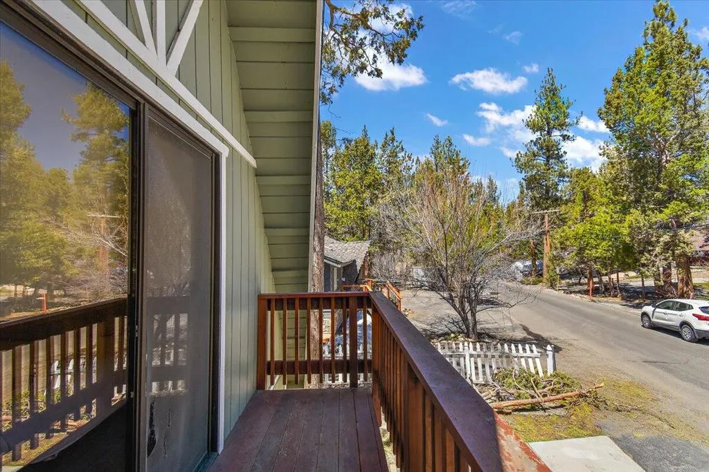 524 Catalina Road, Big Bear, California 92315 home-pic-23