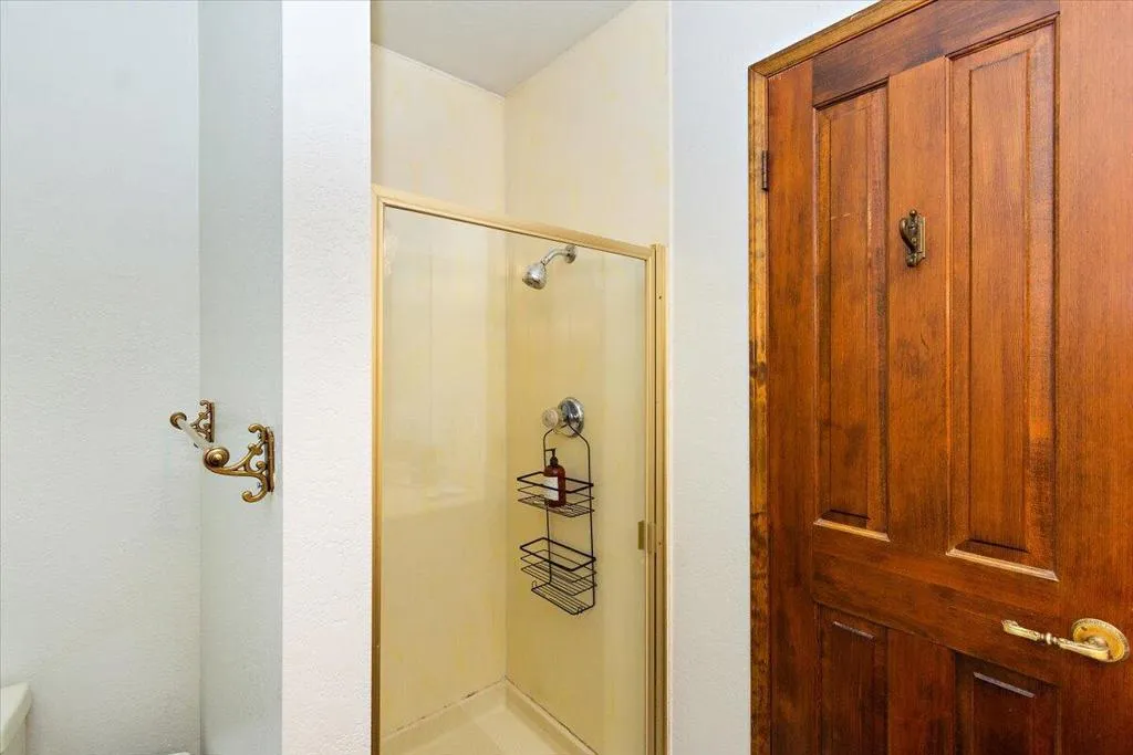 524 Catalina Road, Big Bear, California 92315 home-pic-26