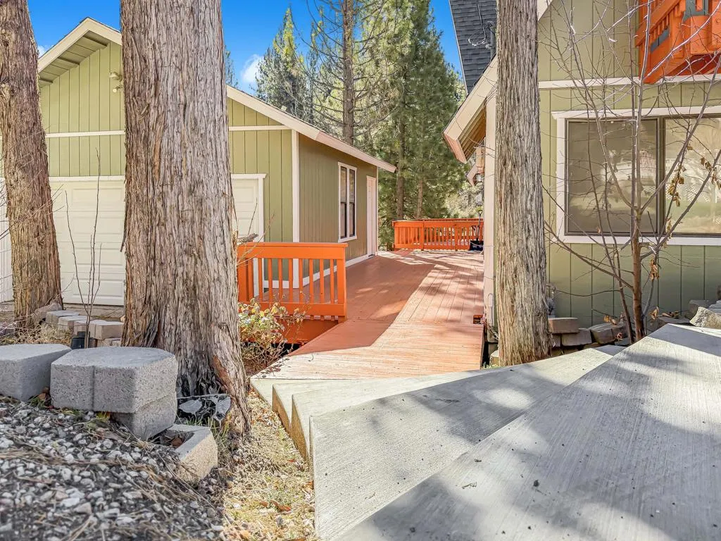 524 Catalina Road, Big Bear, California 92315 home-pic-3