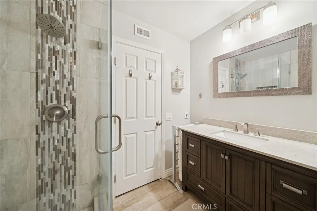 18801 Santiago, Villa Park, California 92861 home-pic-19