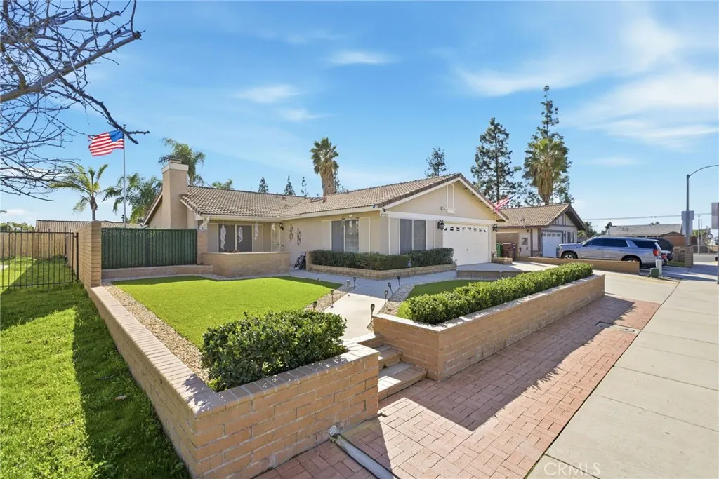 25529 Brodiaea Avenue, Moreno Valley, California 92553 home-pic-3