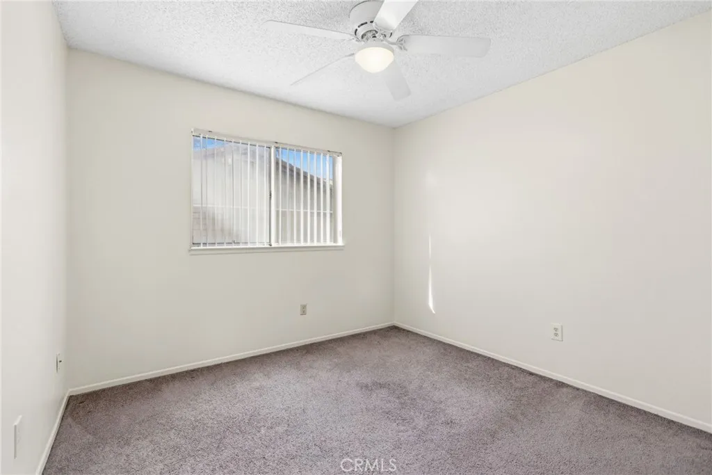 25529 Brodiaea Avenue, Moreno Valley, California 92553 home-pic-17