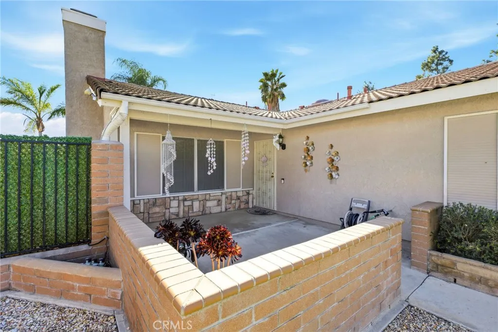 25529 Brodiaea Avenue, Moreno Valley, California 92553 home-pic-2