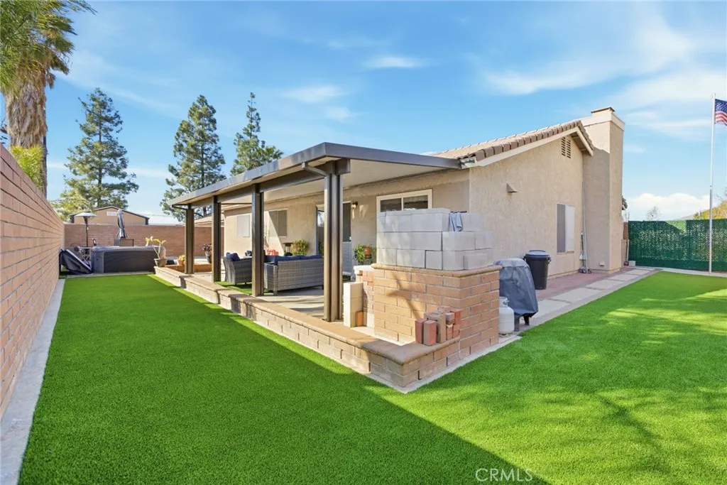 25529 Brodiaea Avenue, Moreno Valley, California 92553 home-pic-27