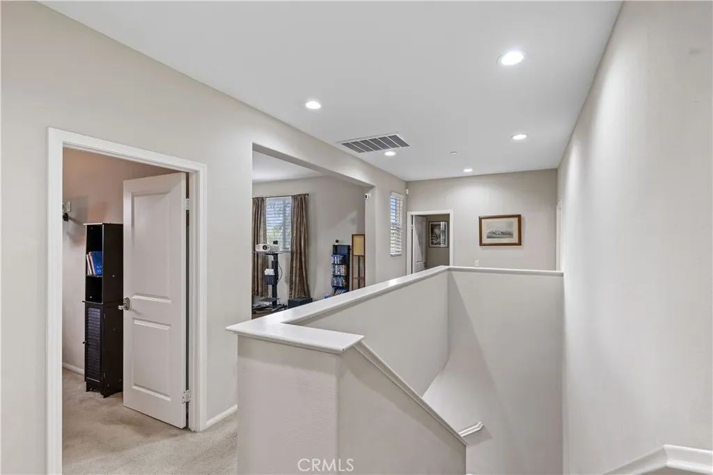 17064 Cantlay, Van Nuys, California 91406 home-pic-25