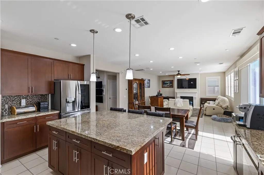 17064 Cantlay, Van Nuys, California 91406 home-pic-8