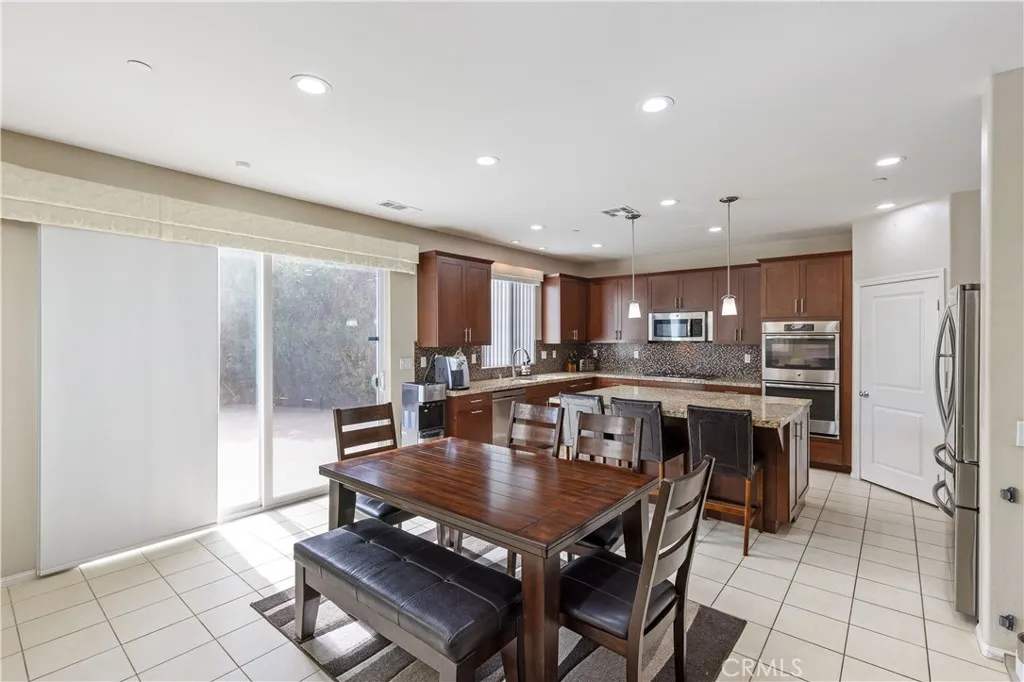 17064 Cantlay, Van Nuys, California 91406 home-pic-9