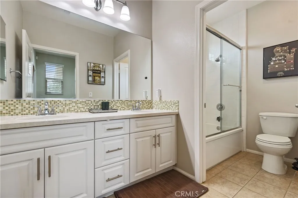 17064 Cantlay, Van Nuys, California 91406 home-pic-27