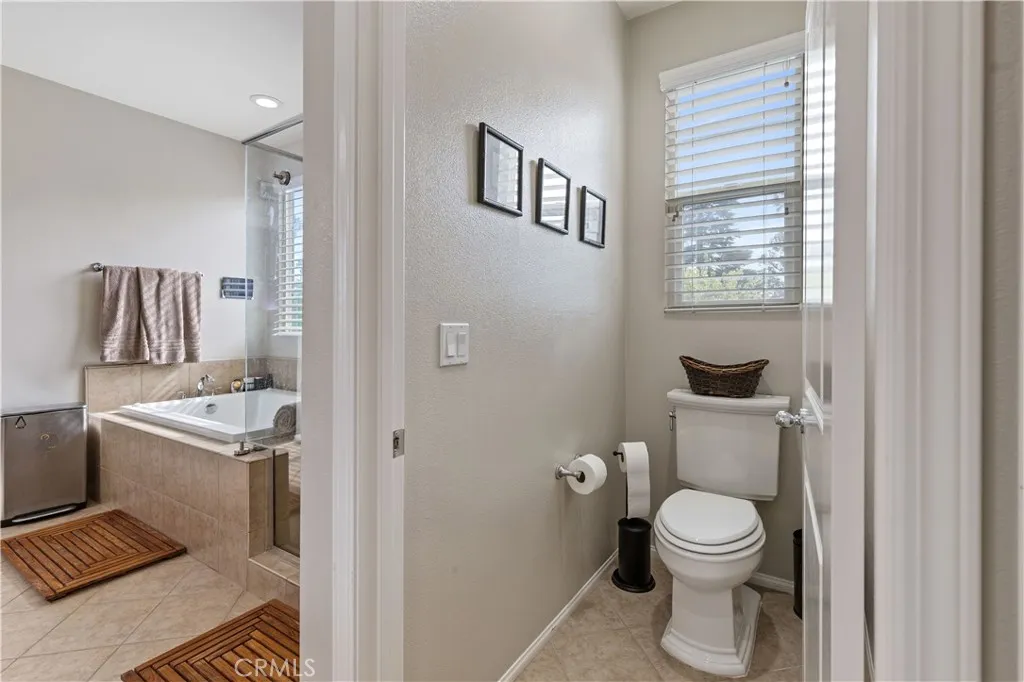17064 Cantlay, Van Nuys, California 91406 home-pic-23