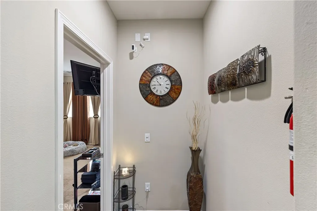 17064 Cantlay, Van Nuys, California 91406 home-pic-19