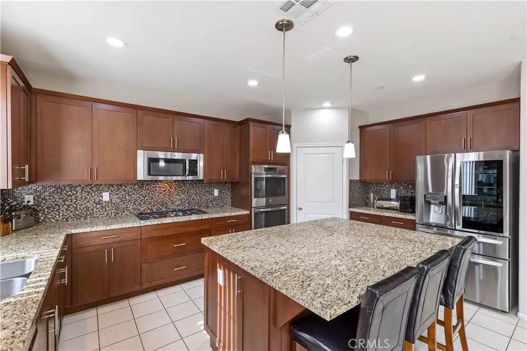 17064 Cantlay, Van Nuys, California 91406 home-pic-6