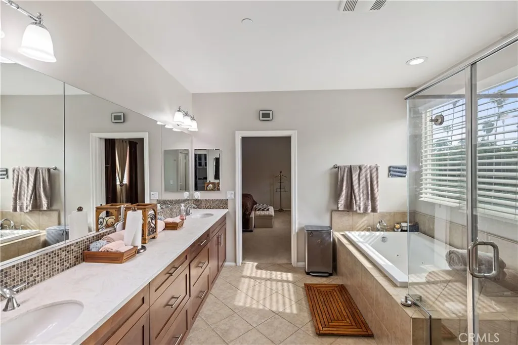 17064 Cantlay, Van Nuys, California 91406 home-pic-21