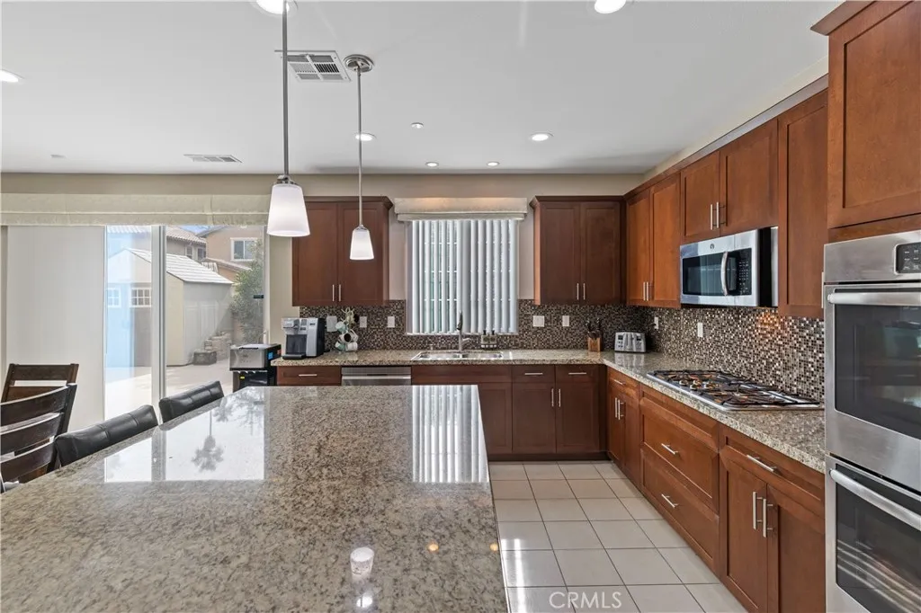 17064 Cantlay, Van Nuys, California 91406 home-pic-7
