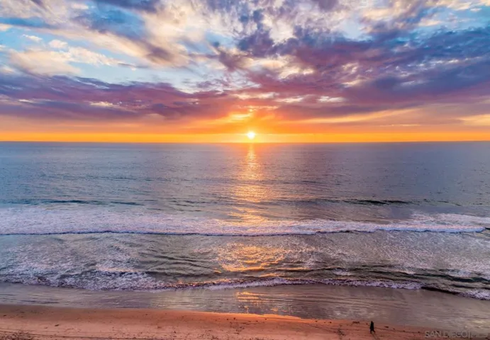 330 Neptune Ave, Encinitas, California 92024