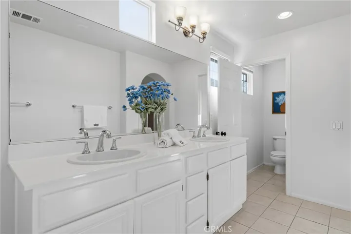 25 Amy Way, Ladera Ranch, California 92694