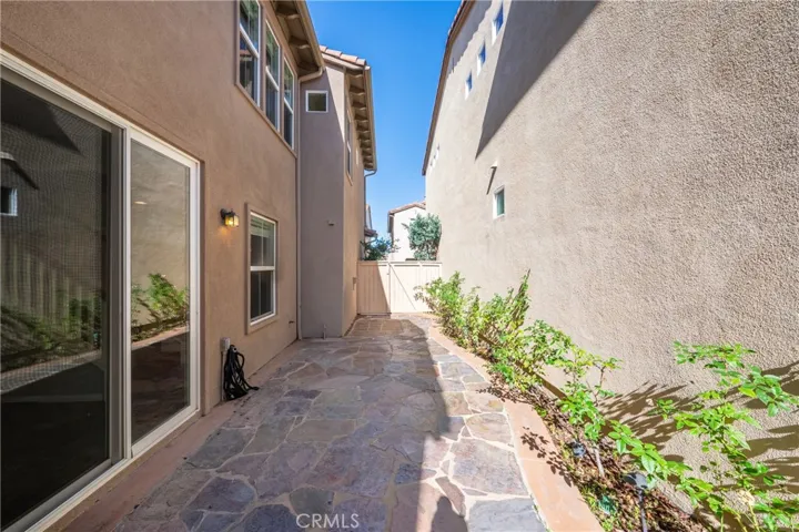 25 Amy Way, Ladera Ranch, California 92694