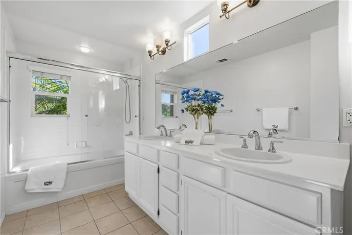 25 Amy Way, Ladera Ranch, California 92694