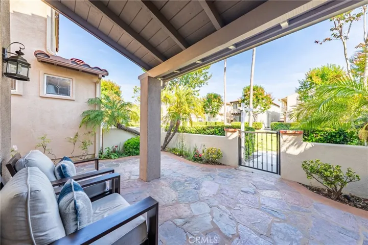 25 Amy Way, Ladera Ranch, California 92694