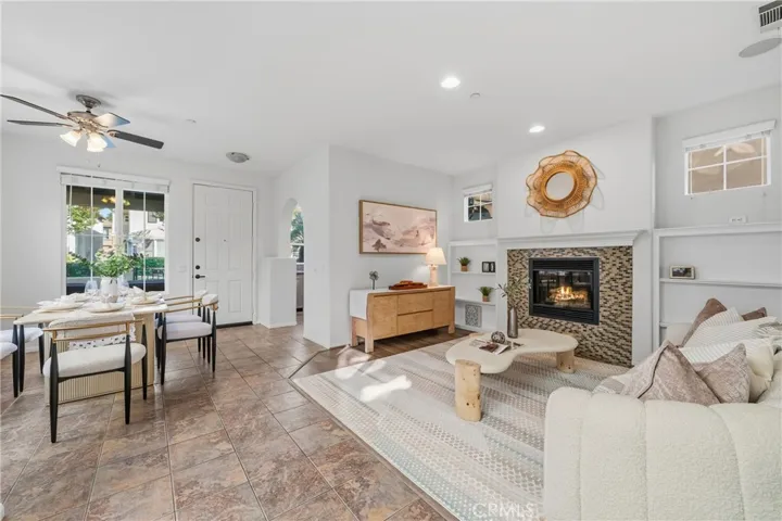 25 Amy Way, Ladera Ranch, California 92694