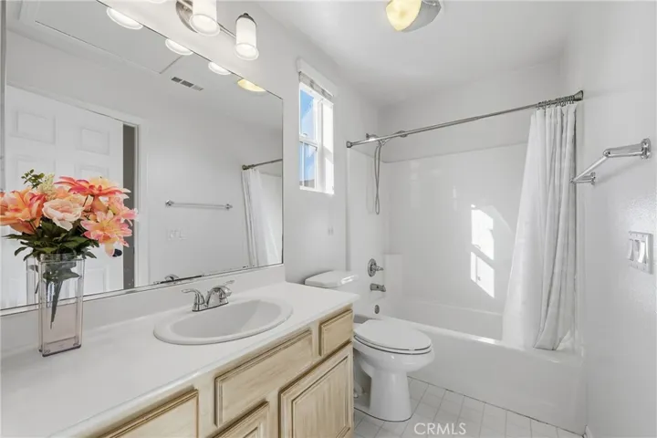 25 Amy Way, Ladera Ranch, California 92694