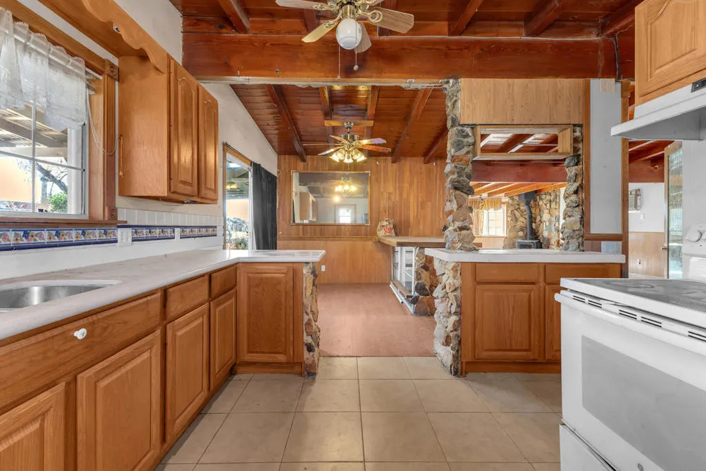 81975 Dillon Road, Desert Hot Springs, California 92241 home-pic-1