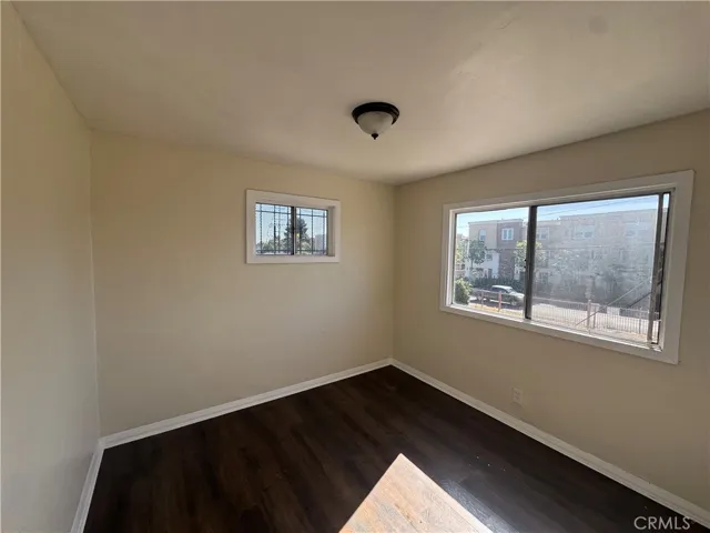 702 N Willowbrook, Compton, California 90220