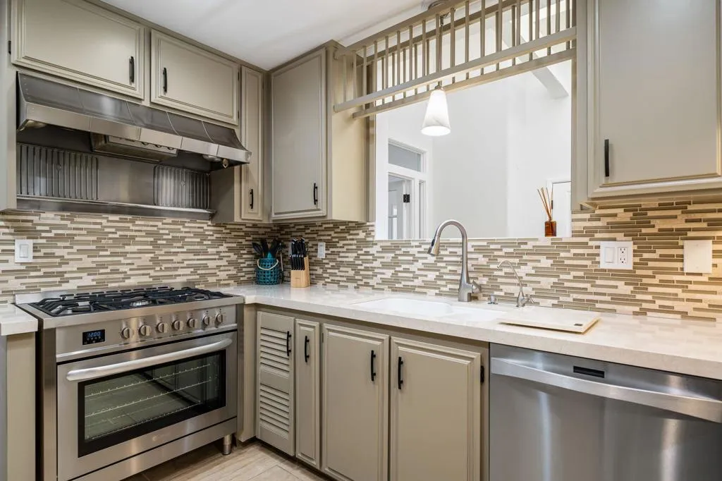 29-web-or-mls-MCValle_OPMG_0126_029