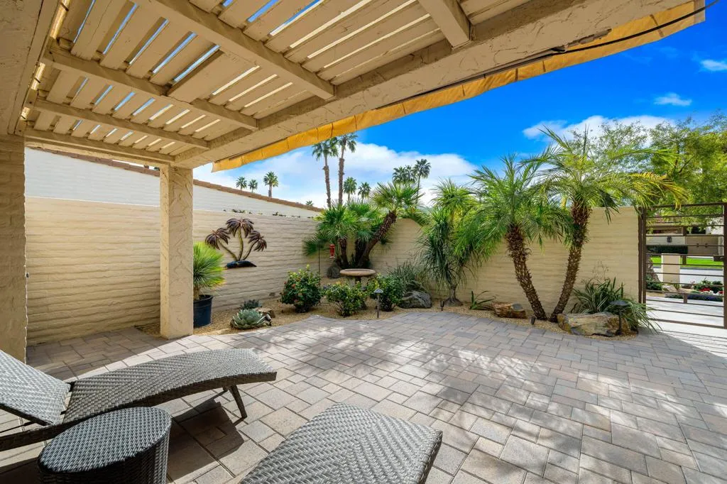 15-web-or-mls-MCValle_OPMG_0126_015