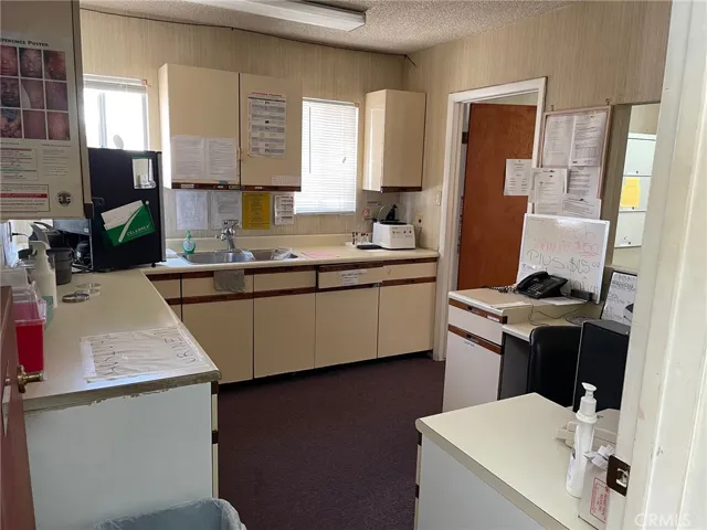 LAB ROOM