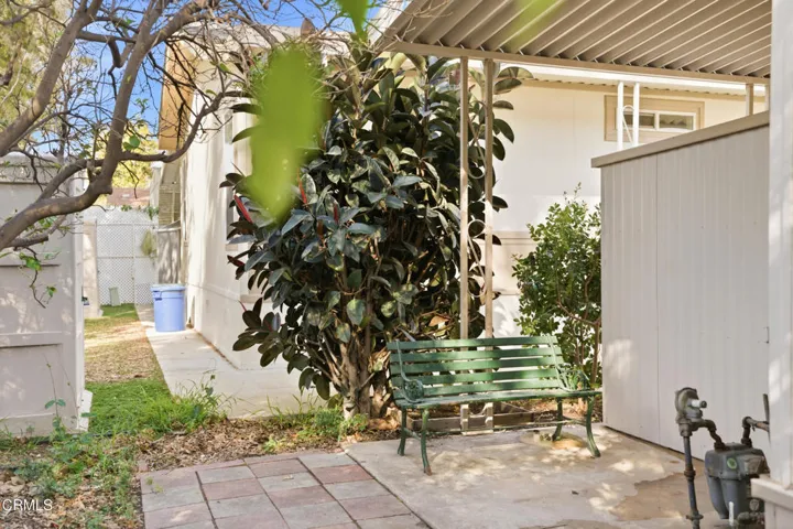 17_1150 ventura blvd-14